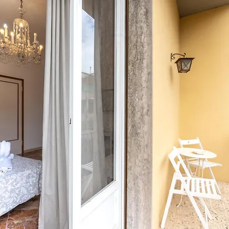 Boboli Family With Free Parking Appartamento *
